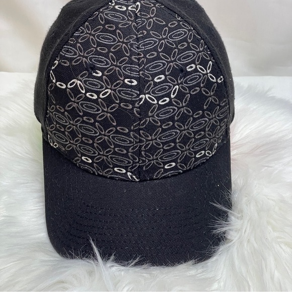 Oakley small A-flex patented baseball cap - Picture 2 of 14